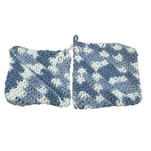 Handmade Crocheted Yarn Pot Holders – Set of 2, Thick Hot Pads, Kitchen Decor